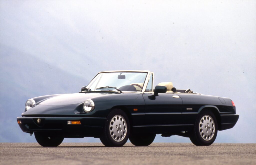 Your Handy 1966–1994 Alfa Romeo Spider Buyer's Guide - Hagerty Media