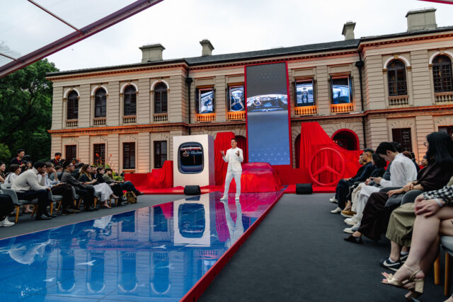 Mercedes-Benz Vision Iconic reveal