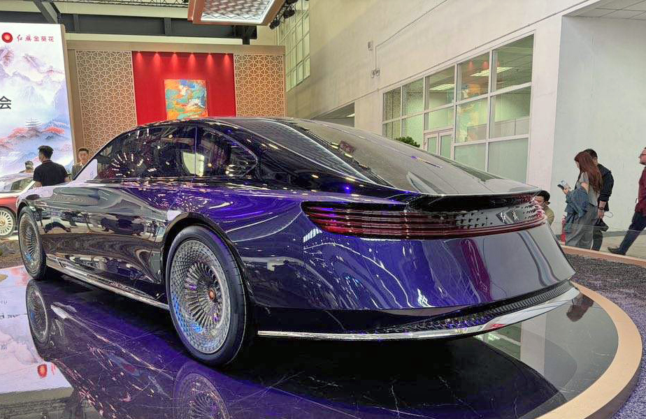 2024 hongqi golden sunflower concept