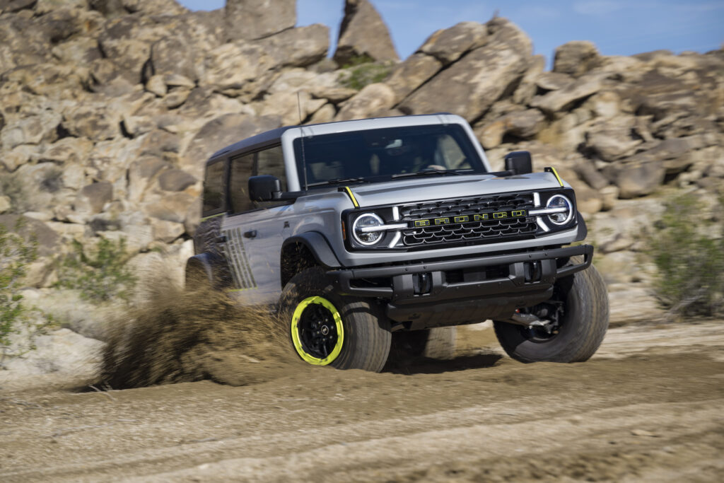 Report: Ford Bronco Pickup Could Step Into the Gladiator Arena