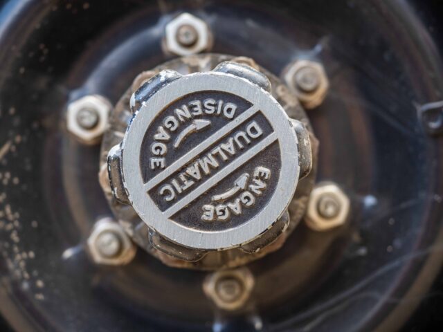 1967 Nissan Patrol hub