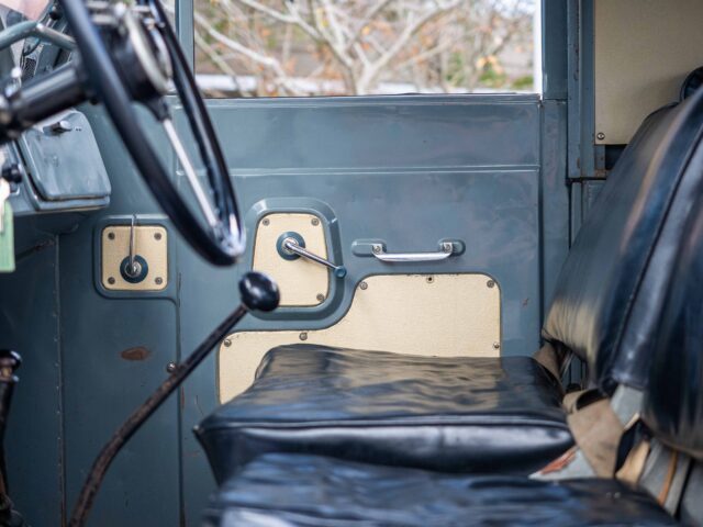 1967 Nissan Patrol seats