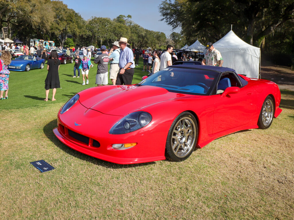 Callaway Takes to the Radwood Fairway with This C12 Speedster