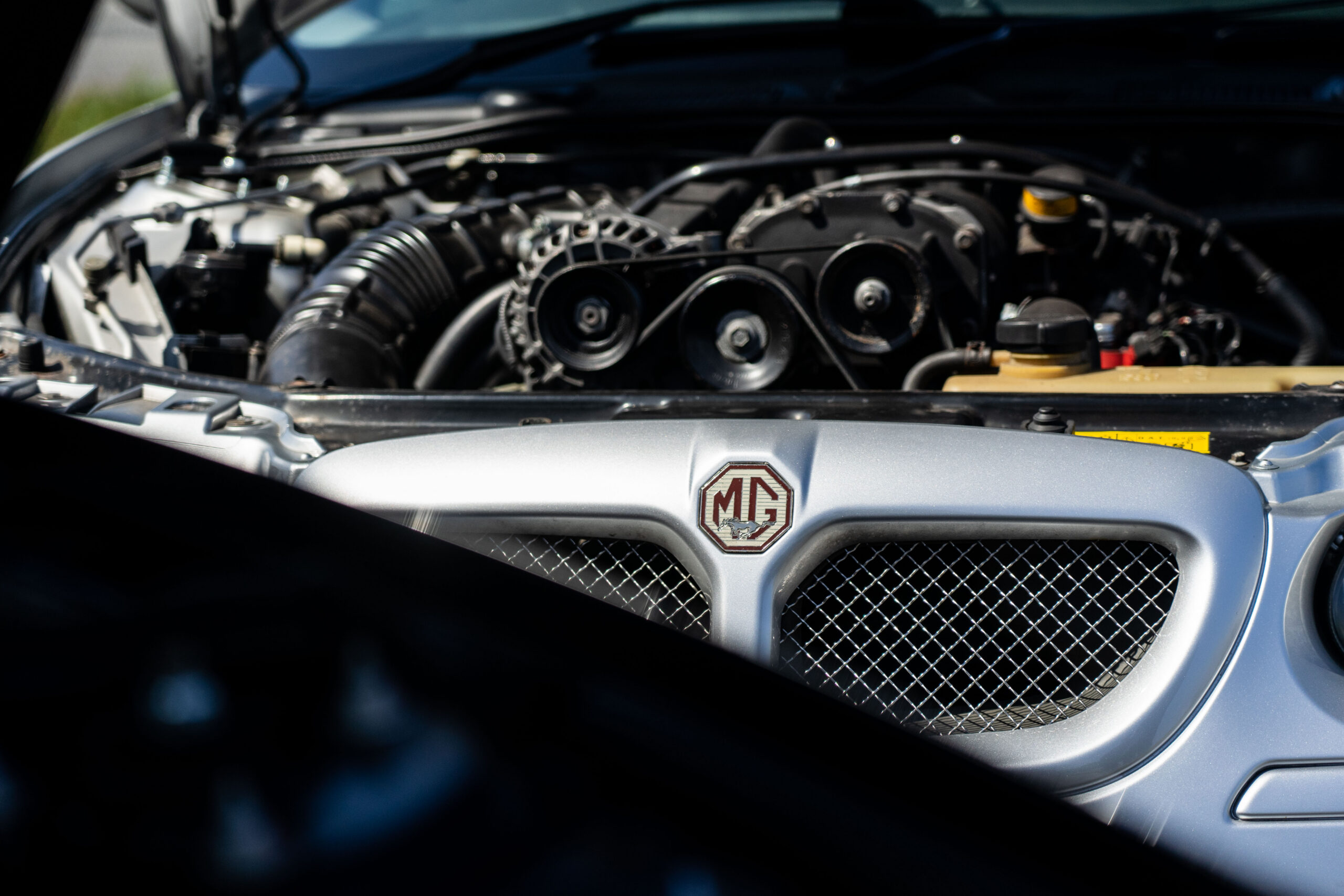 Thanks to the ZT 260, MG's Days at Longbridge Ended with V-8