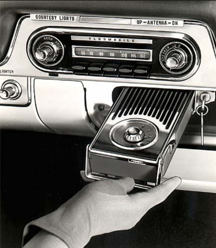 Oldsmobile Trans Portable Radio strange car options