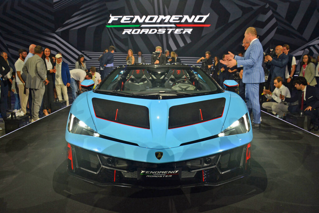 限量15輛！Lamborghini Fenomeno Roadster 登場，創下品牌最強敞篷車紀錄