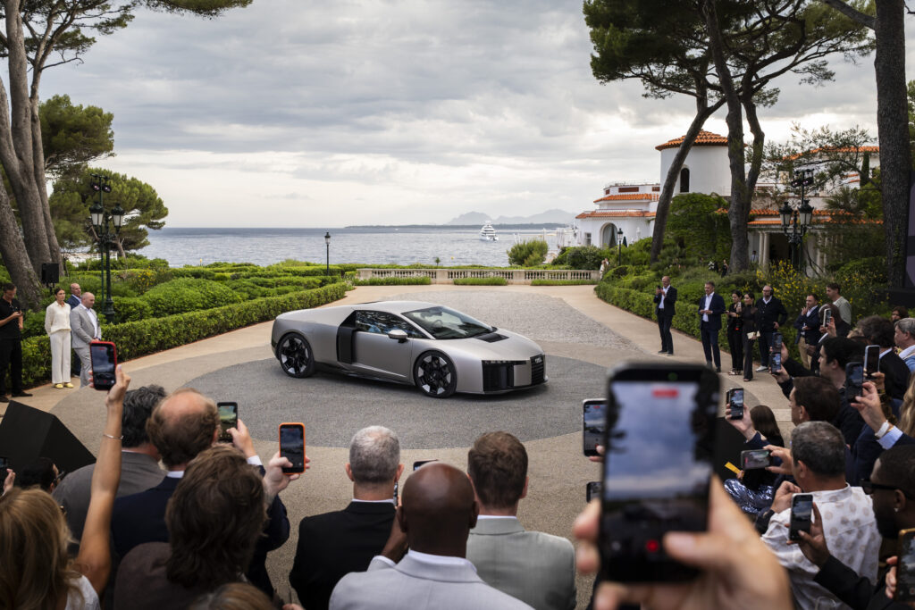 Audi-Nuvolari front three quarter reveal wide