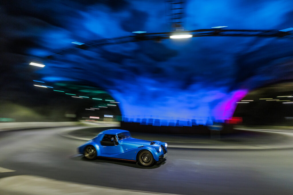 Morgan Supersport 400 in Eysturoy tunnel 2