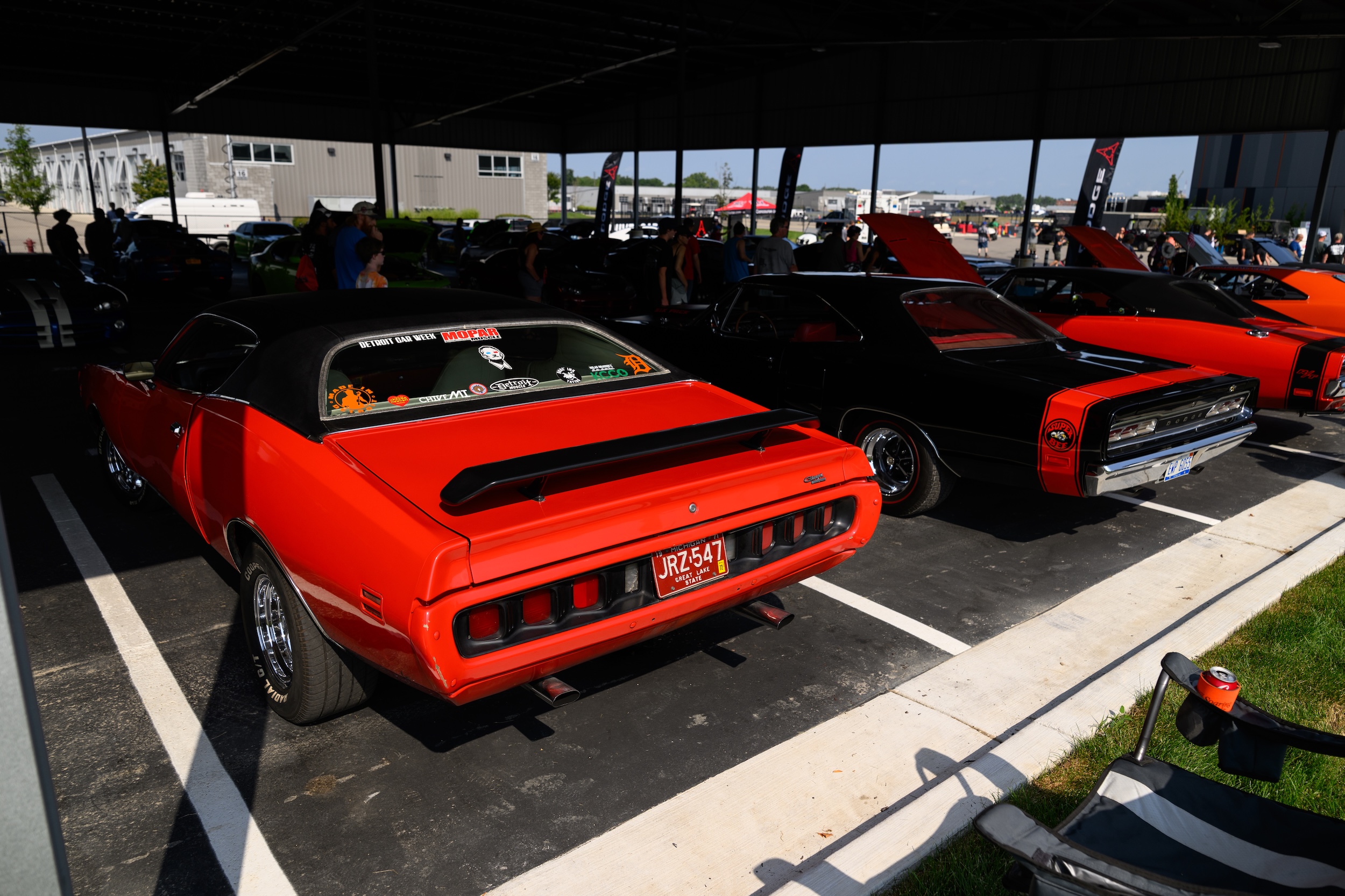 慶祝 60 週年：五款經典 Charger 與一款 Coronet